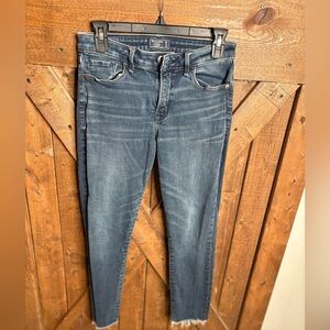 Abercrombie & Fitch Dark Blue Ankle Jeans